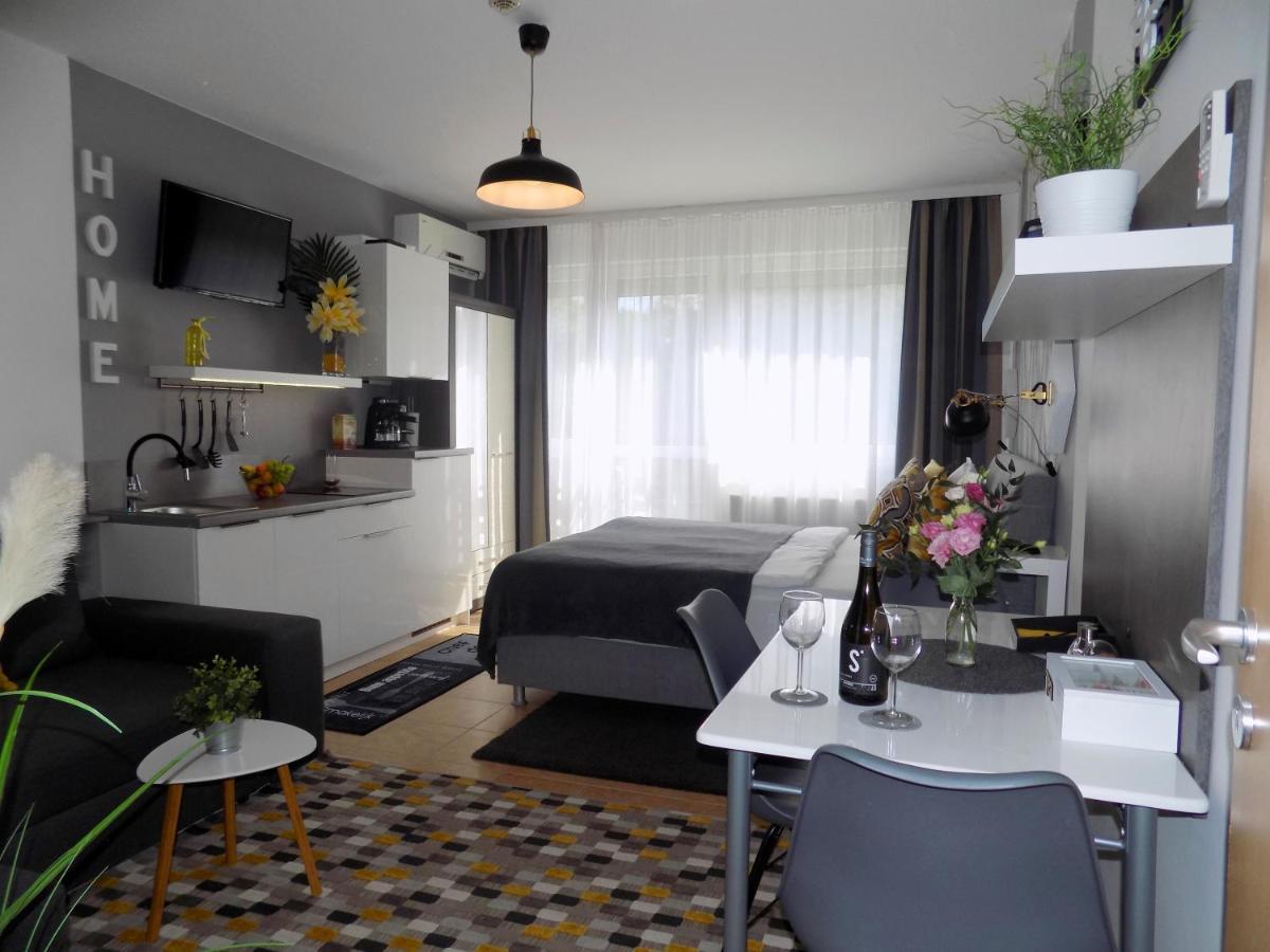 Feszek Apartman Sopron Exterior foto